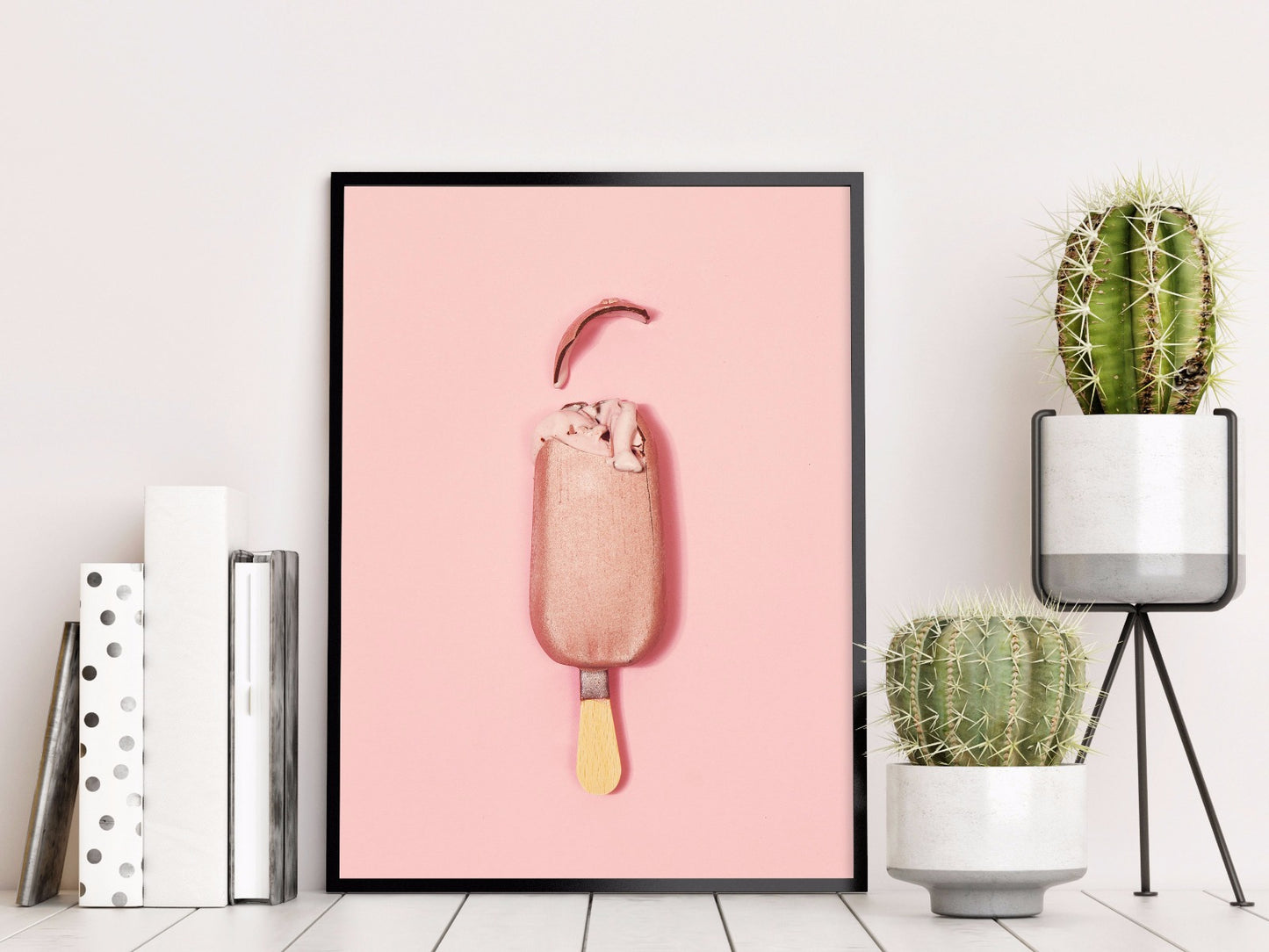 Glass på rosa poster
